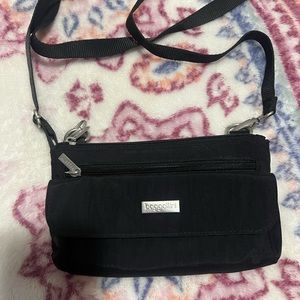 Baggallini Multifunctional Mini Crossbody (Black)